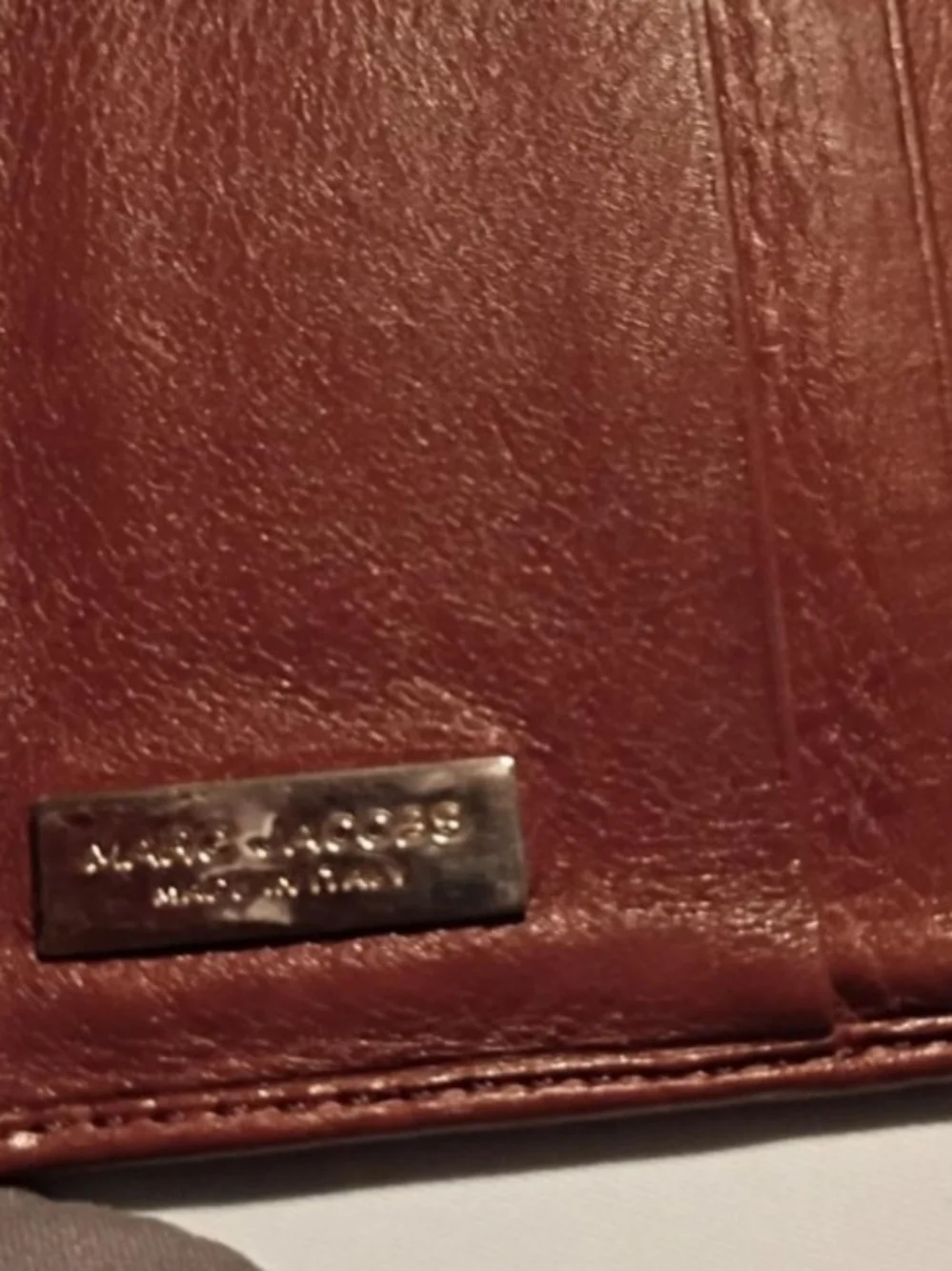 Marc Jacobs compact marc